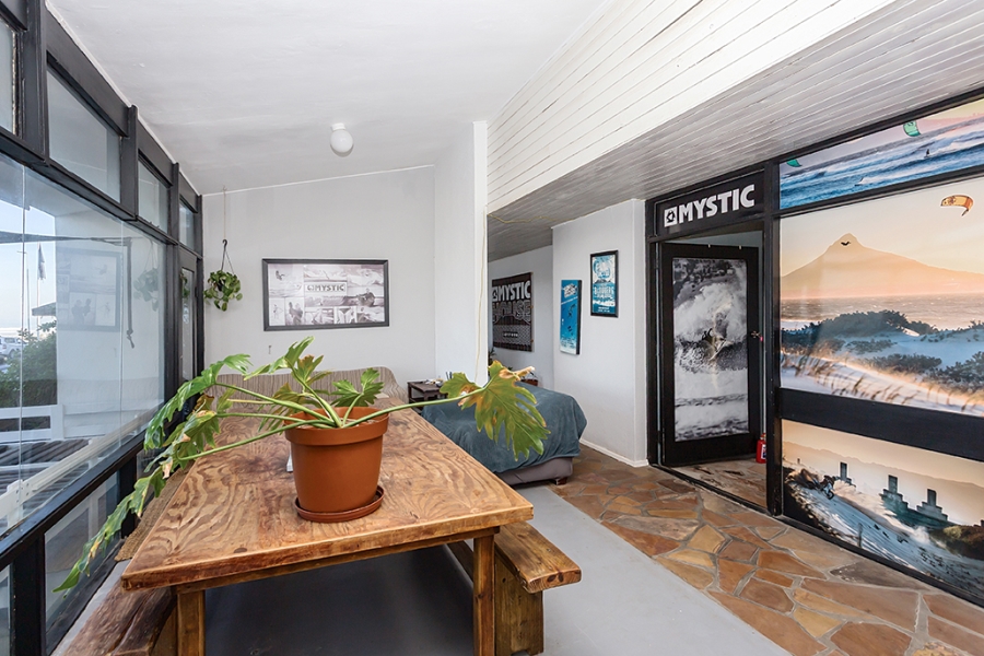 4 Bedroom Property for Sale in Beachfront Western Cape